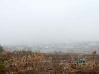 津田町、霧で真っ白の写真②