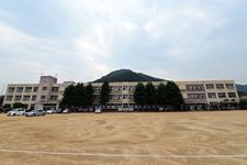 2014年8月13日津田中学校 学校見学会 津田中外観の写真⑦