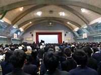 2015年3月21日 さぬき市立津田中学校閉校記念式典 校歌斉唱 の写真