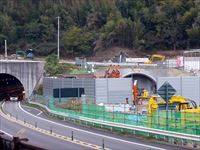 2015年11月29日 高松自動車道 津田トンネル工事の写真