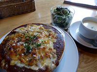 2018年1月30日 Cafe ゆるりと。チーズリゾットと鶏モモ肉の焼きカレーの写真