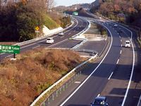 2018年12月19日 高松自動車道 津田トンネル付近 四車線化完了の写真