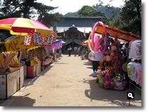 2007年 津田石清水八幡宮 春市の模様の写真③