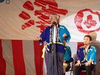 2011年 津田まつり セレモニー（間嶋さぬき市観光協会会長）の写真